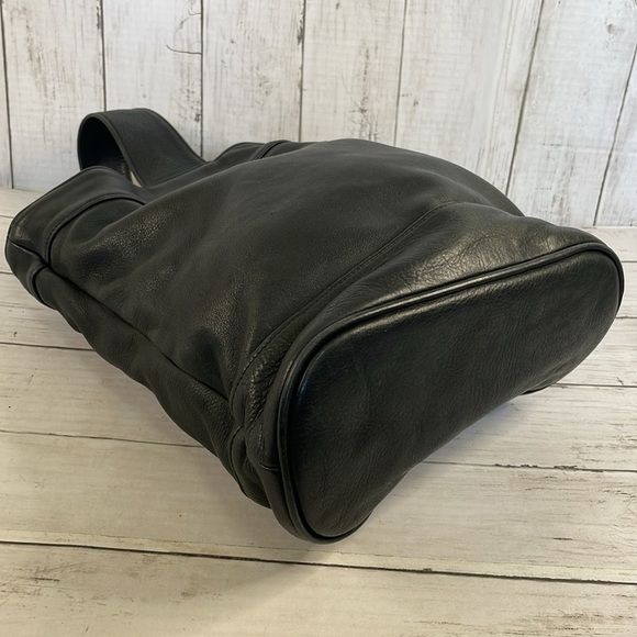 Sven Design Black Napa Leather Sling/Tote - Picture 4 of 15